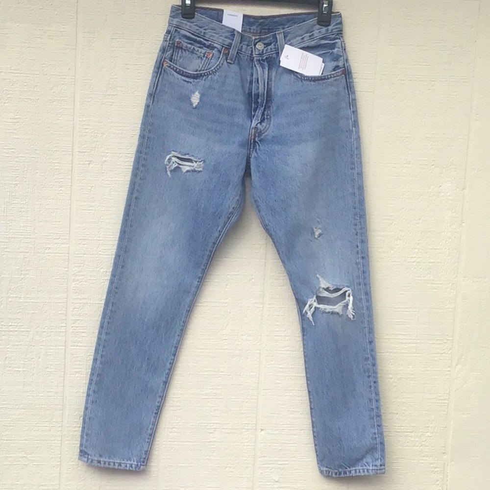 Levi’s 501 skinny ripped knee distressed blue jeans 26 x 30